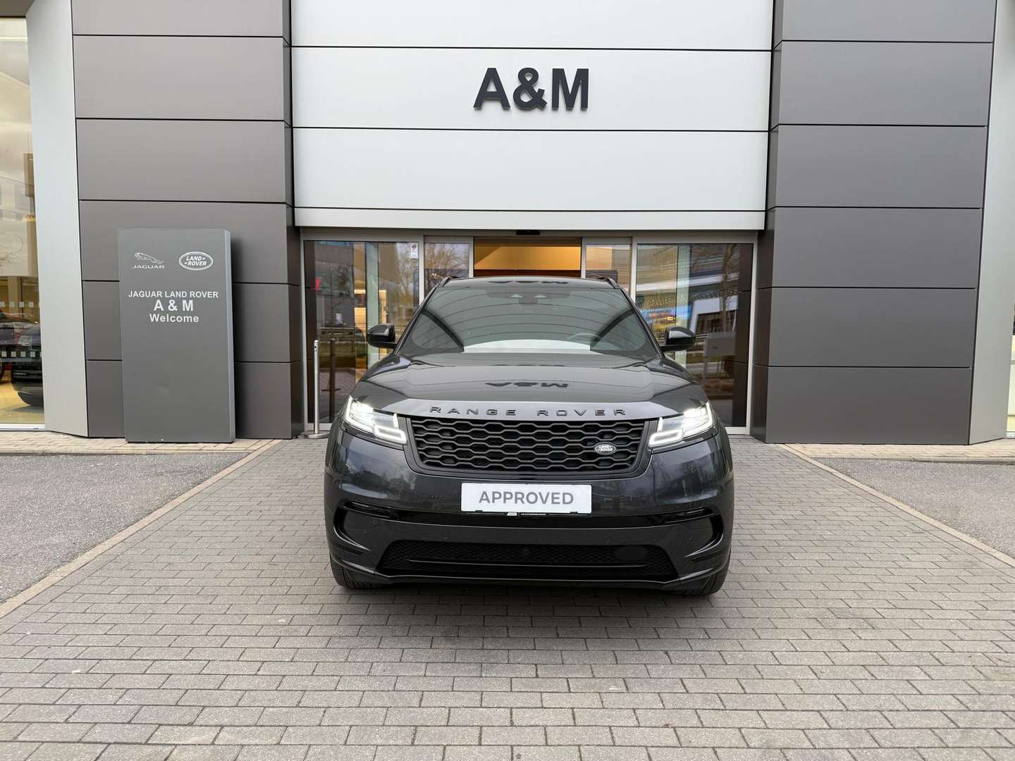 Land Rover Range Rover Velar P400e SE AWD Auto 23MY - 2023 - Joinsteer - #2