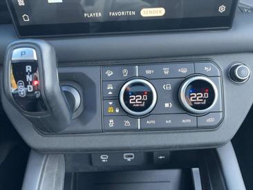 Land Rover Defender 110 360-CAM ACC CAM LED TWA V8 — photo 16