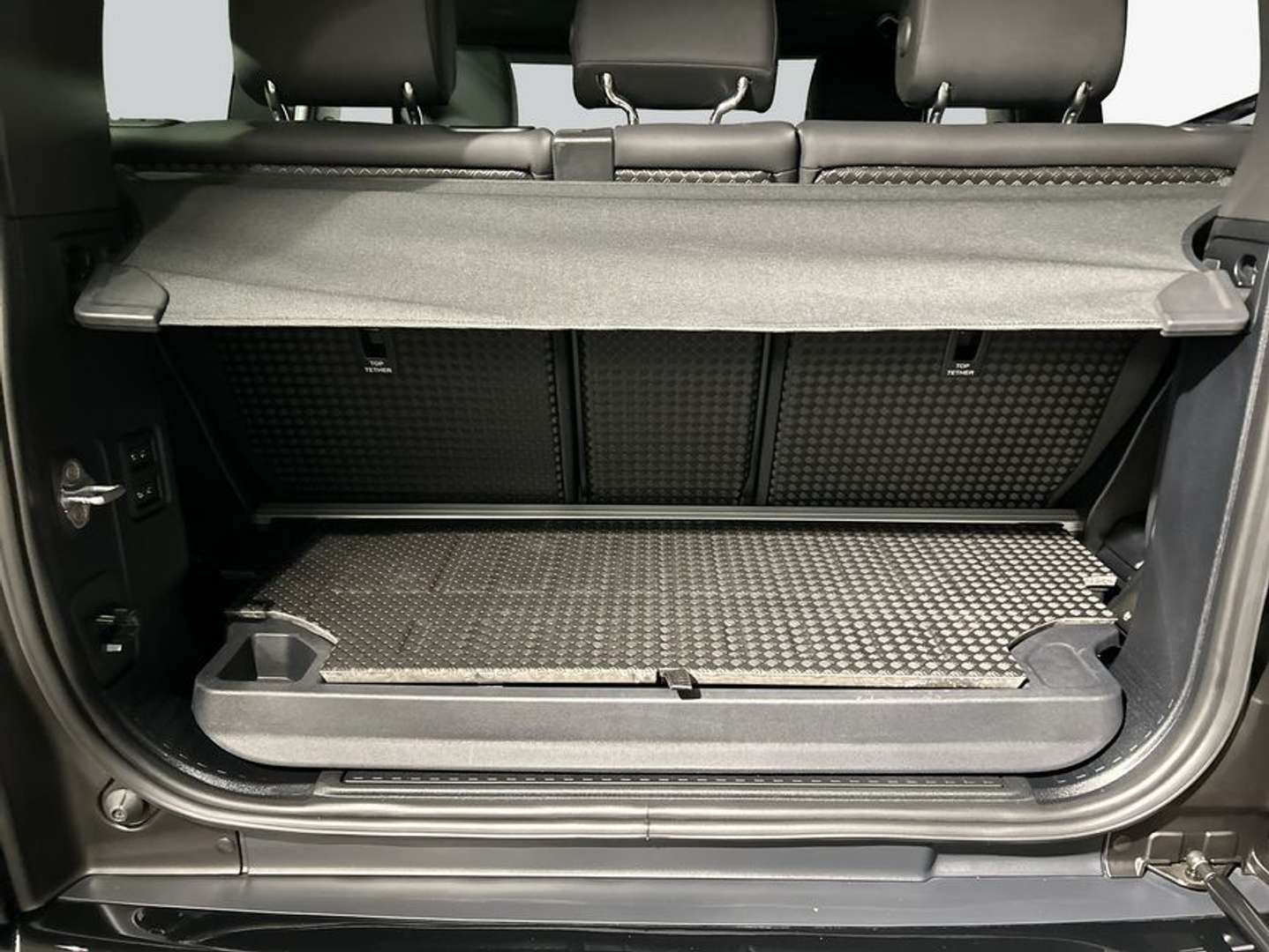 Land Rover Defender 90 X-Dynamic SE D300 - 2025 - Joinsteer - #11