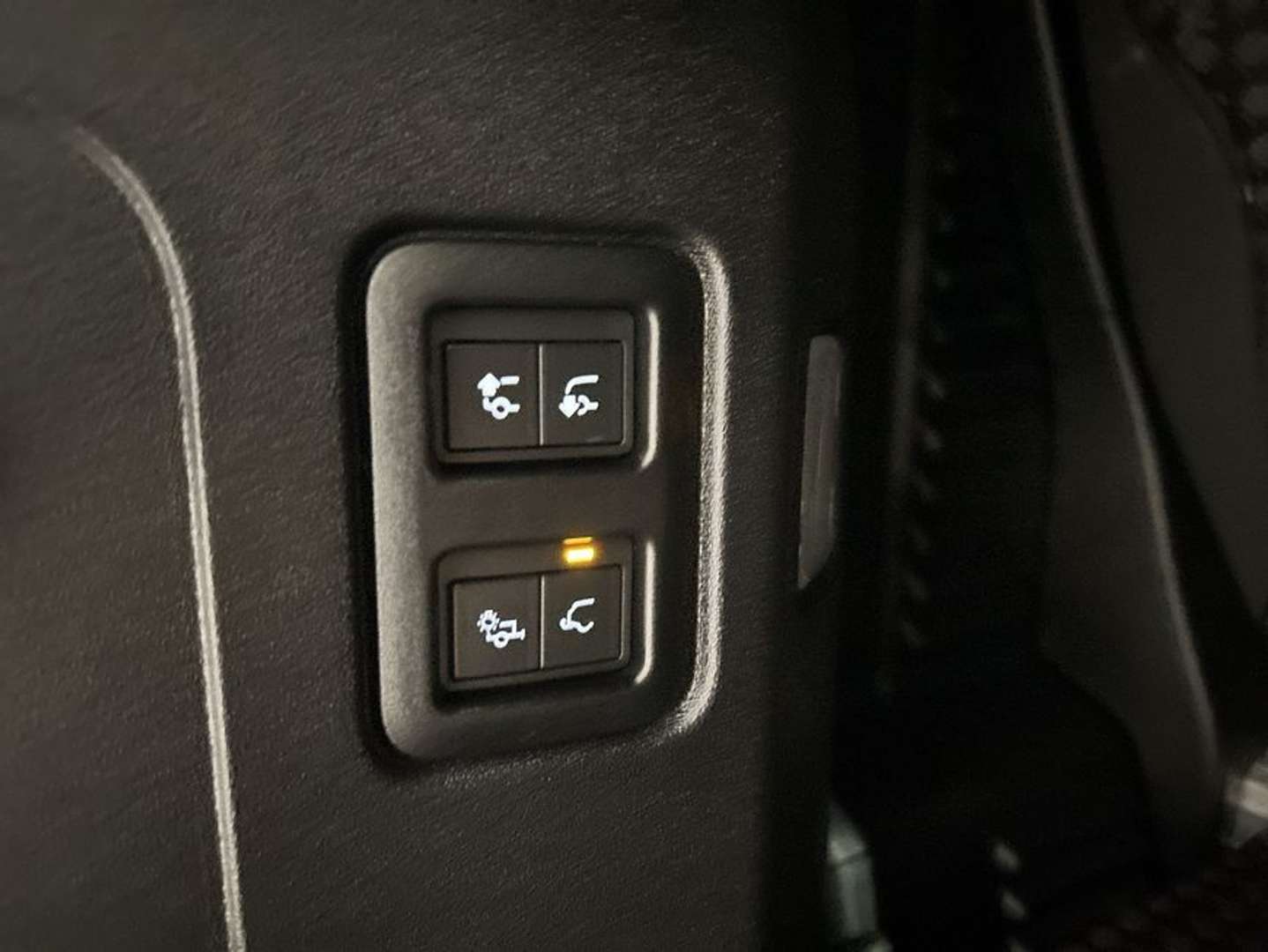 Land Rover Defender 90 X-Dynamic SE D300 - 2025 - Joinsteer - #20