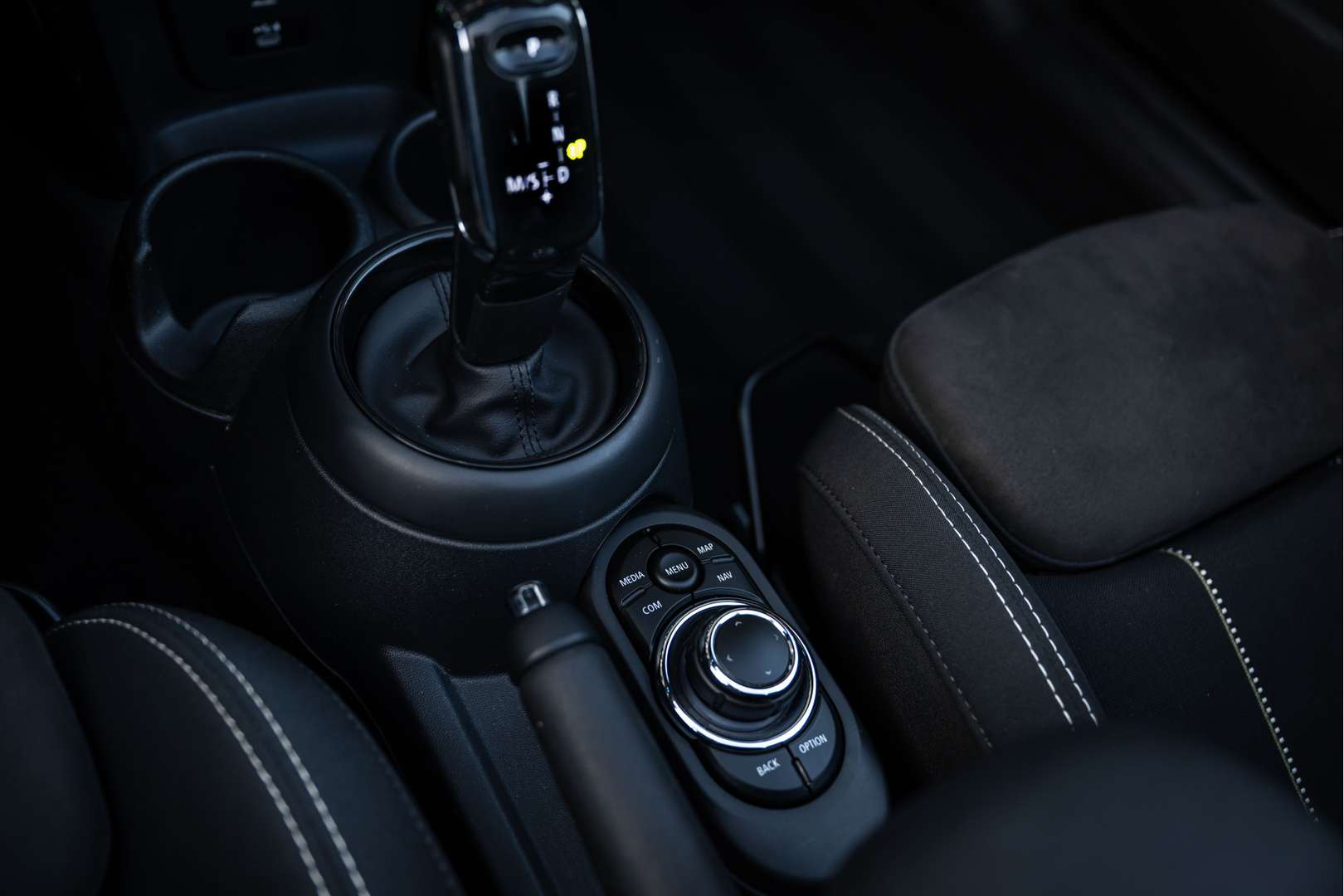 Mini Cabrio John Cooper Works - 2021 - Joinsteer - #29