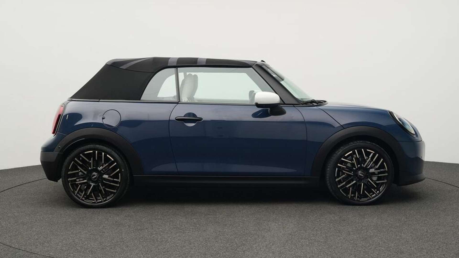 Mini Cabrio Favoured Cooper S - 2025 - Joinsteer - #2
