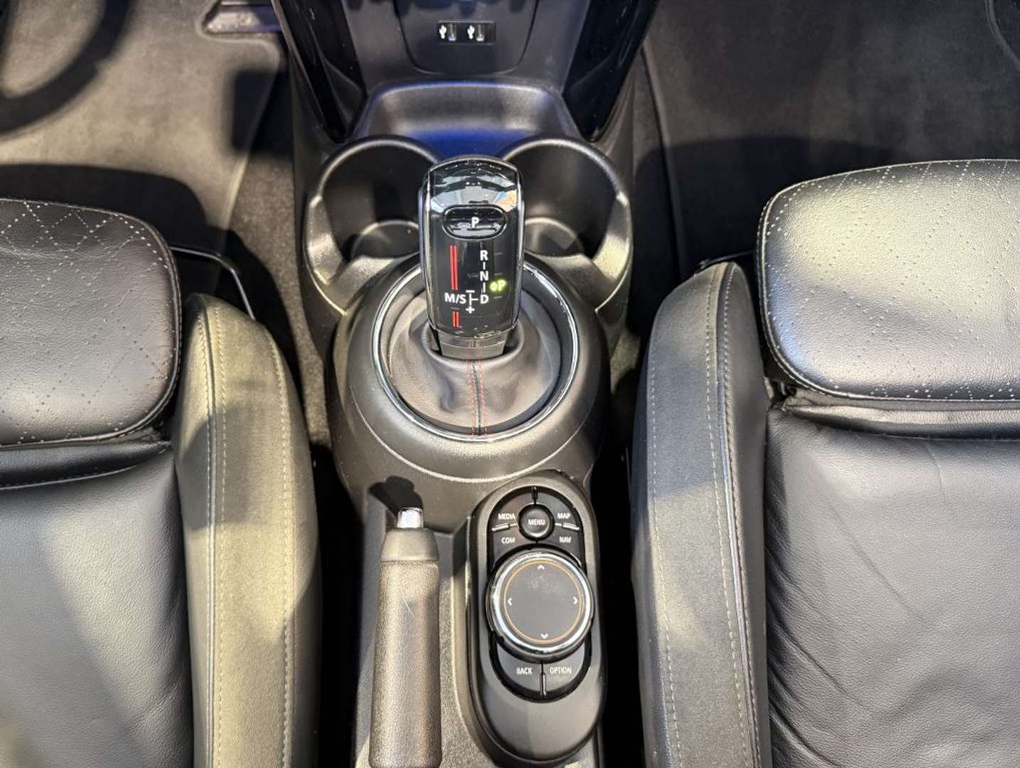 Mini Cabrio JCW Cooper S - 2019 - Joinsteer - #18