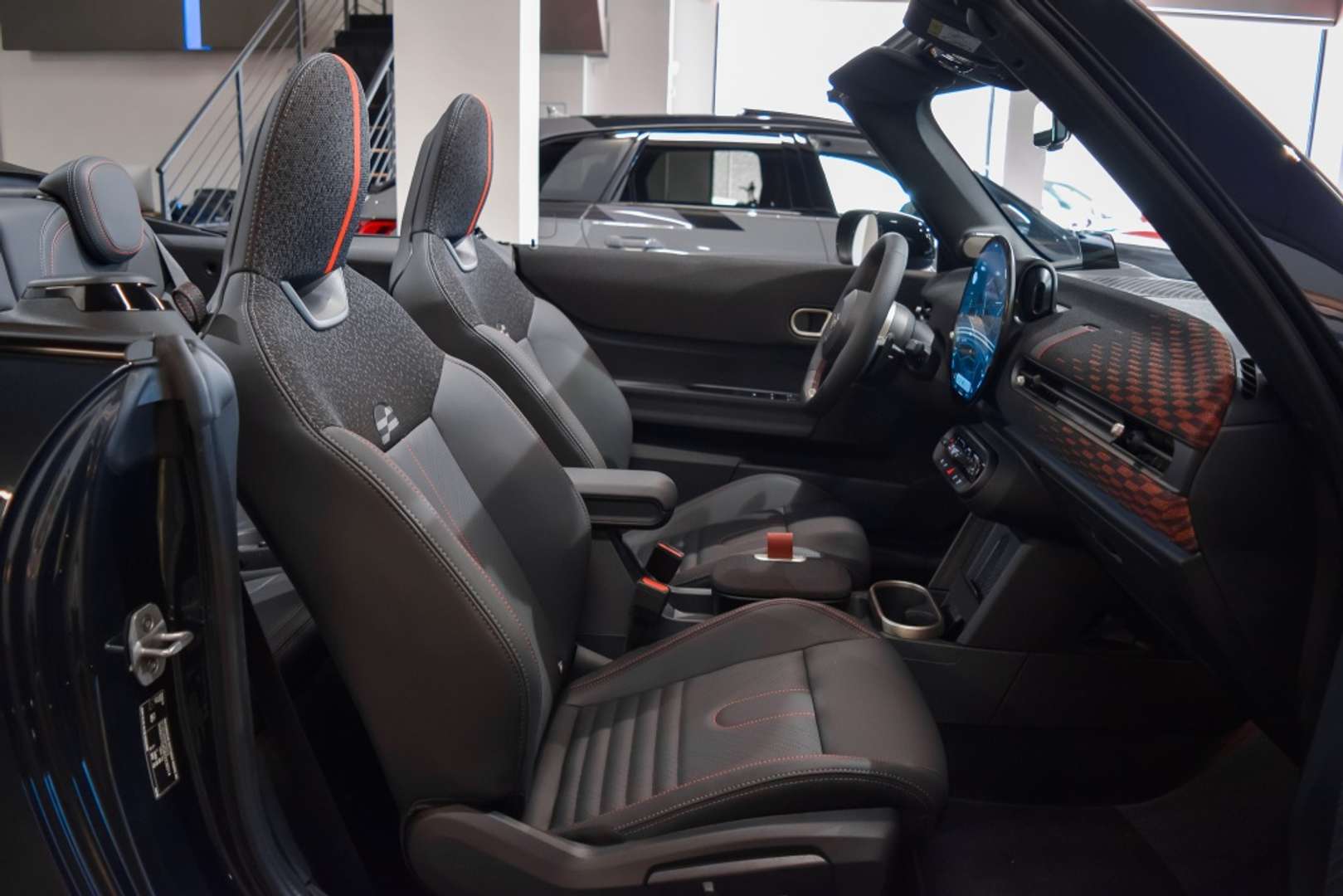 Mini Cabrio JCW Cooper - 2026 - Joinsteer - #8