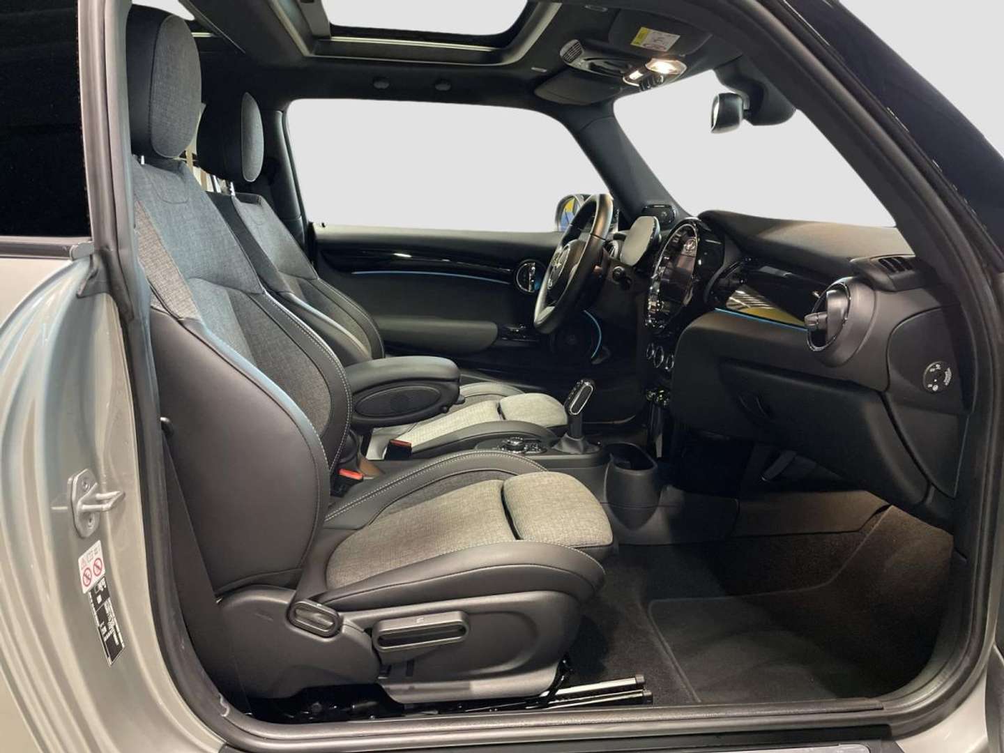 Mini Electric Classic Cooper SE - 2023 - Joinsteer - #8