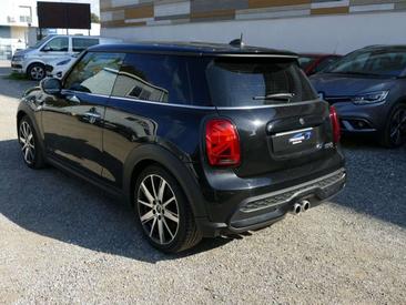 Mini Hatch 3 Portes Camden One — photo 3