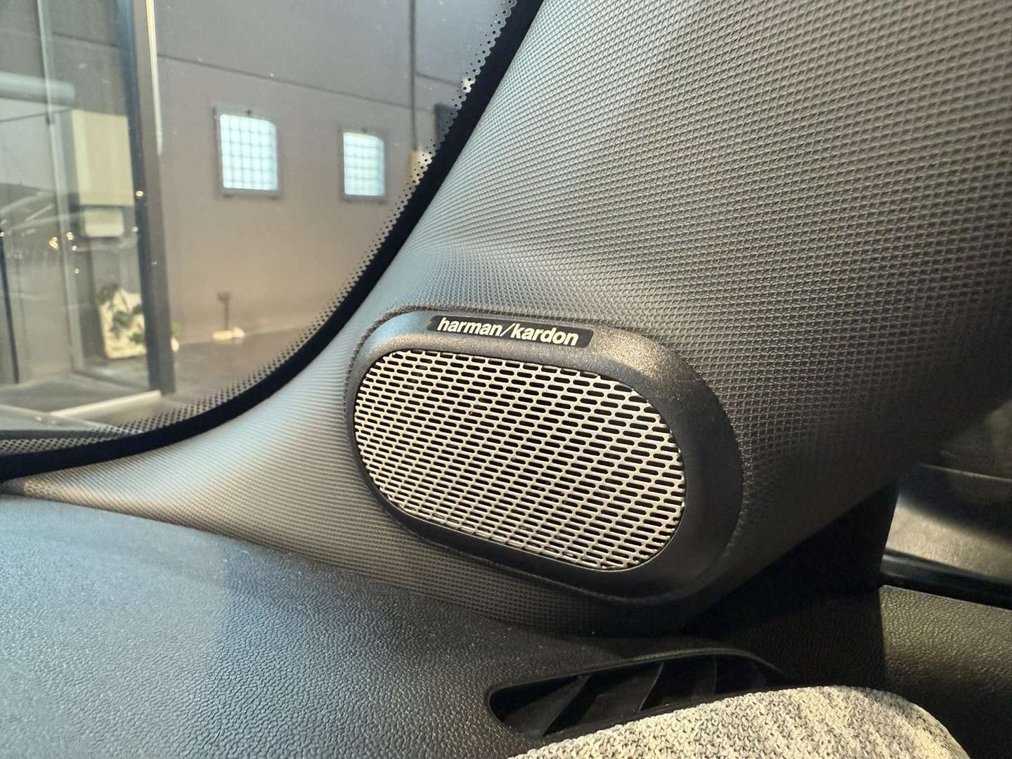 Mini Hatch Favoured Cooper S - 2024 - Joinsteer - #14