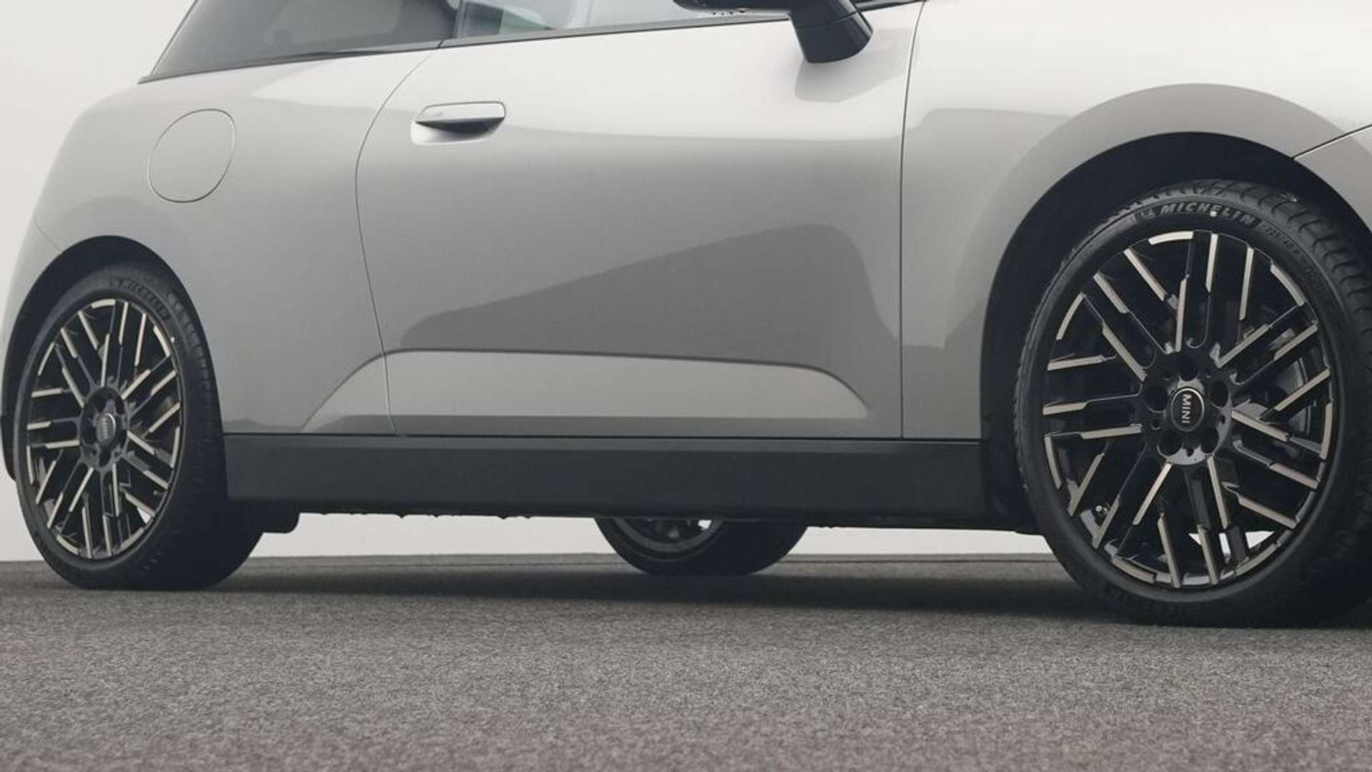 Mini Electric Favoured Cooper SE - 2025 - Joinsteer - #17