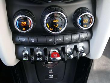 Mini Hatch 3 Portes Camden One — photo 20