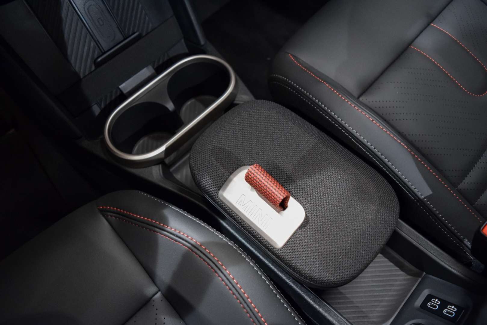 Mini Cabrio JCW Cooper - 2026 - Joinsteer - #15