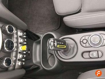 Mini Cooper SE Cooper — photo 24