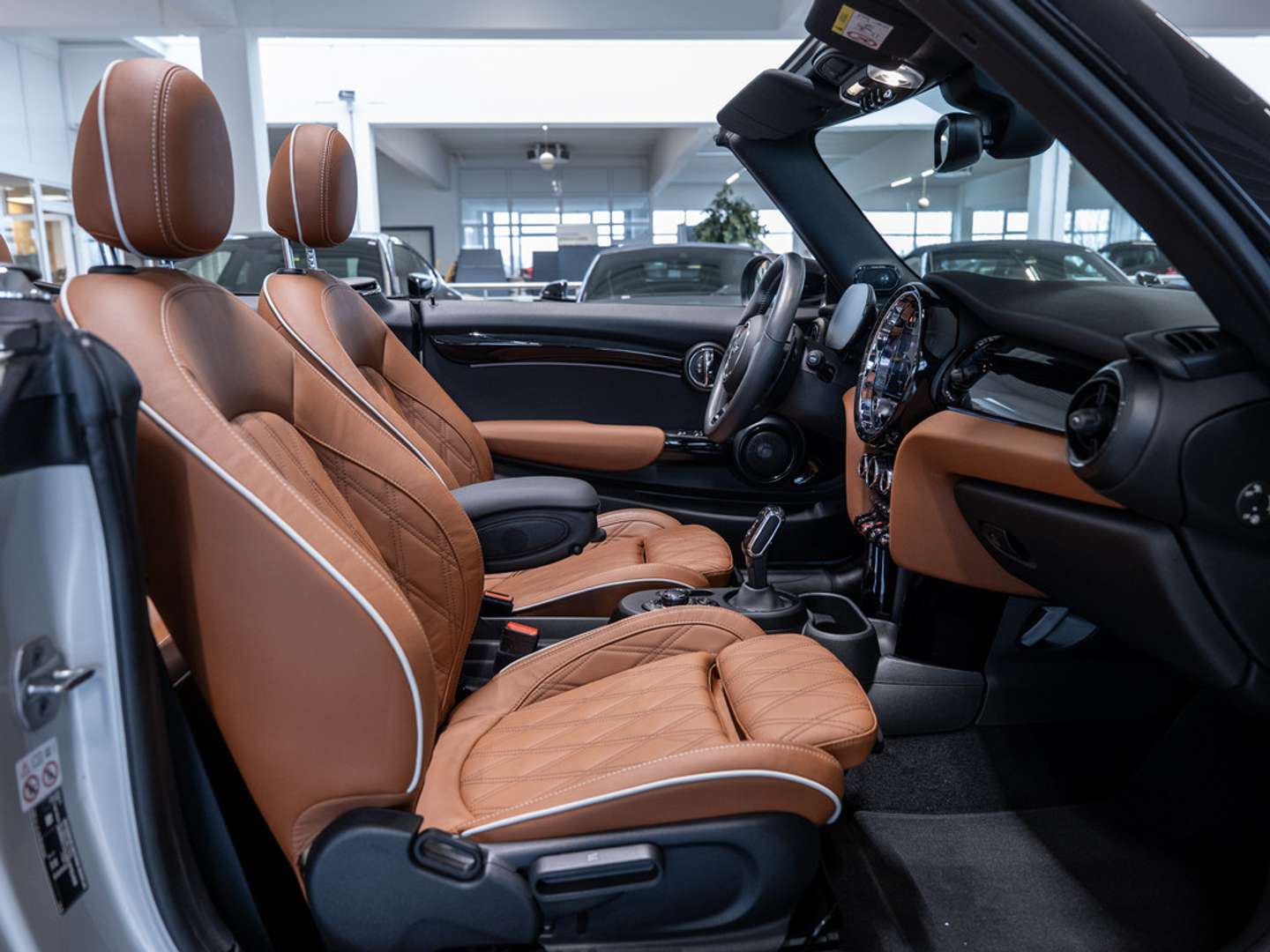 Mini Cabrio Classic John Cooper Works - 2022 - Joinsteer - #7