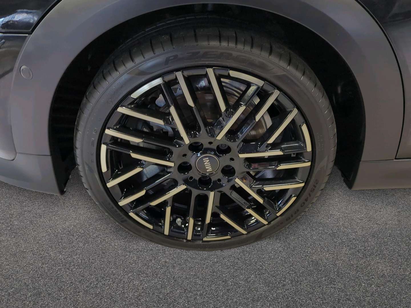 Mini Cabrio Favoured Cooper - 2024 - Joinsteer - #9