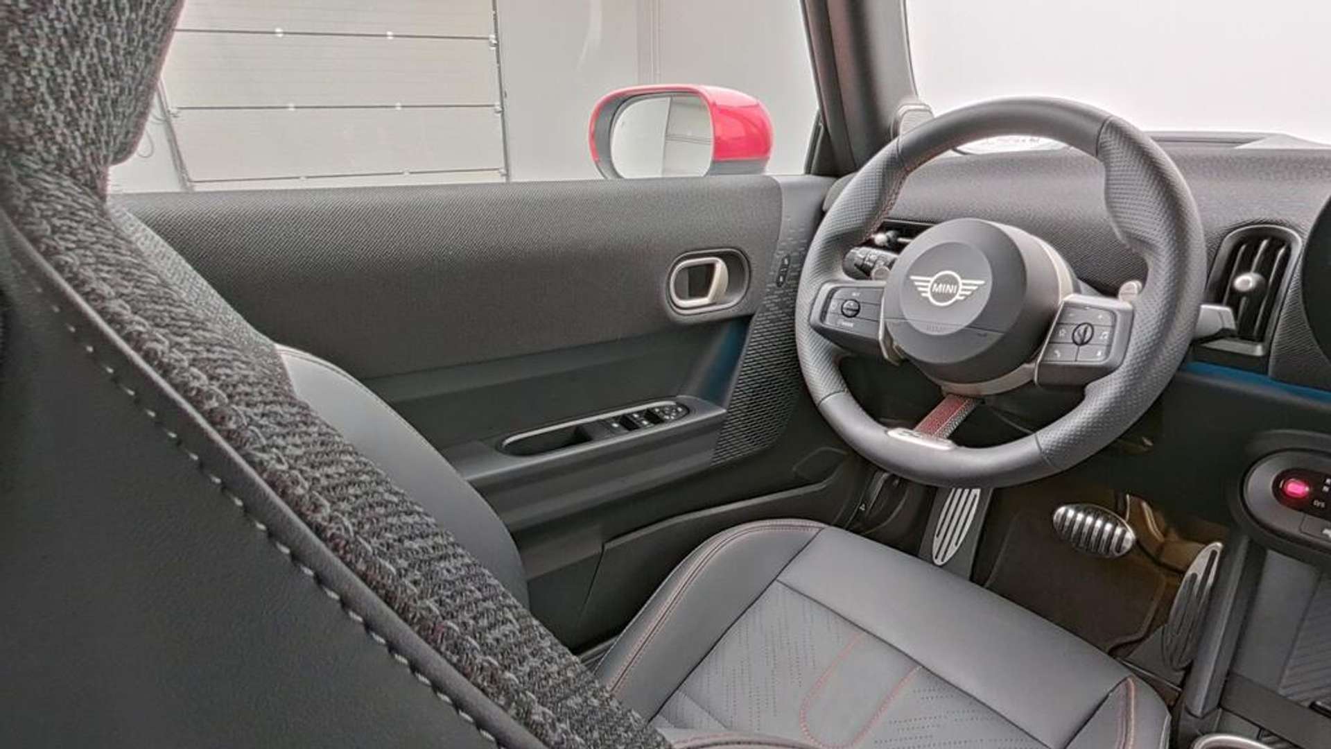 Mini Cabrio John Cooper Works - 2025 - Joinsteer - #22