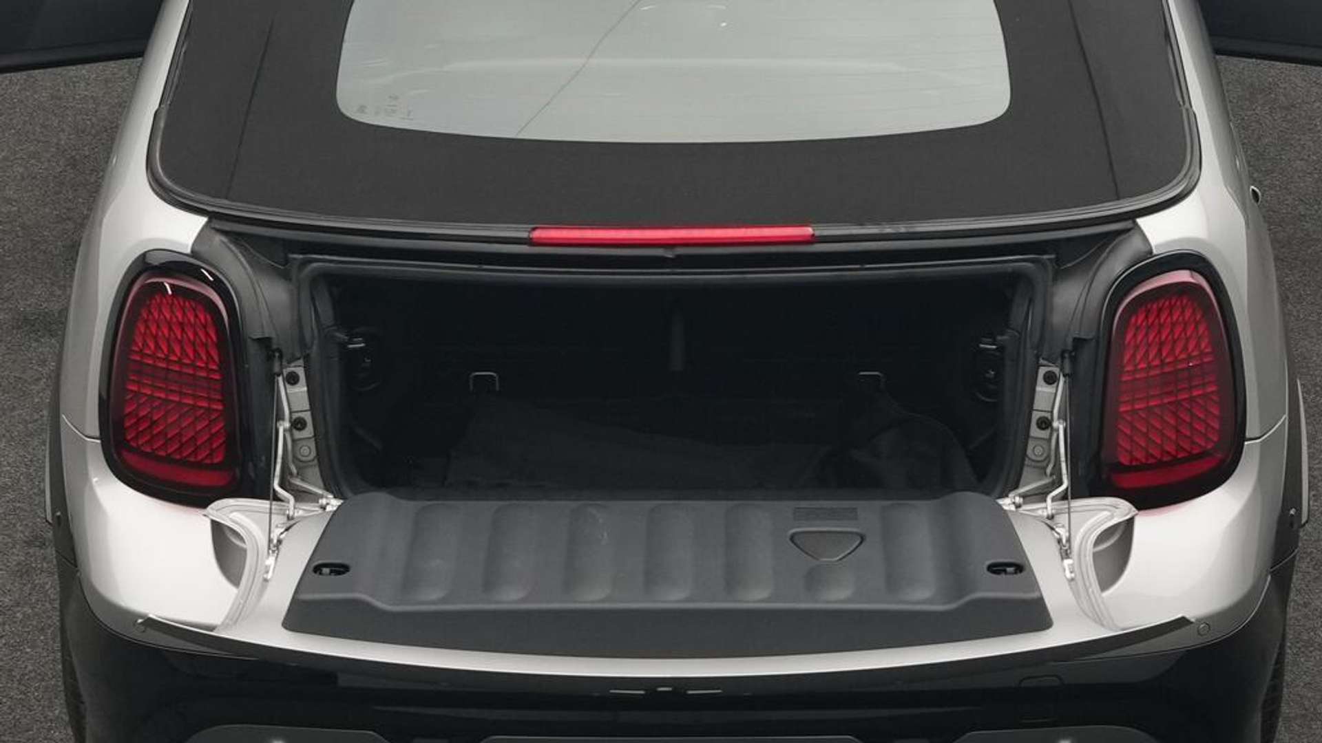 Mini Cabrio John Cooper Works - 2025 - Joinsteer - #25