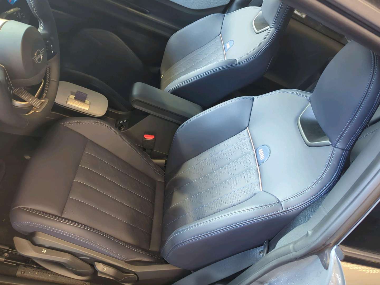 Mini Hatch Favoured Cooper S - 2025 - Joinsteer - #18