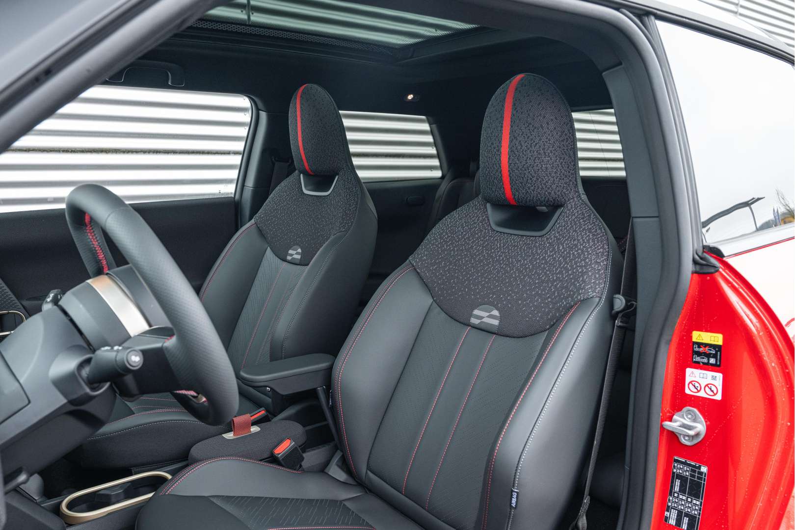 Mini Hatch JCW Cooper SE - 2026 - Joinsteer - #39