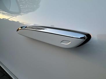 Mercedes EQE 350 Edition 1 — photo 6