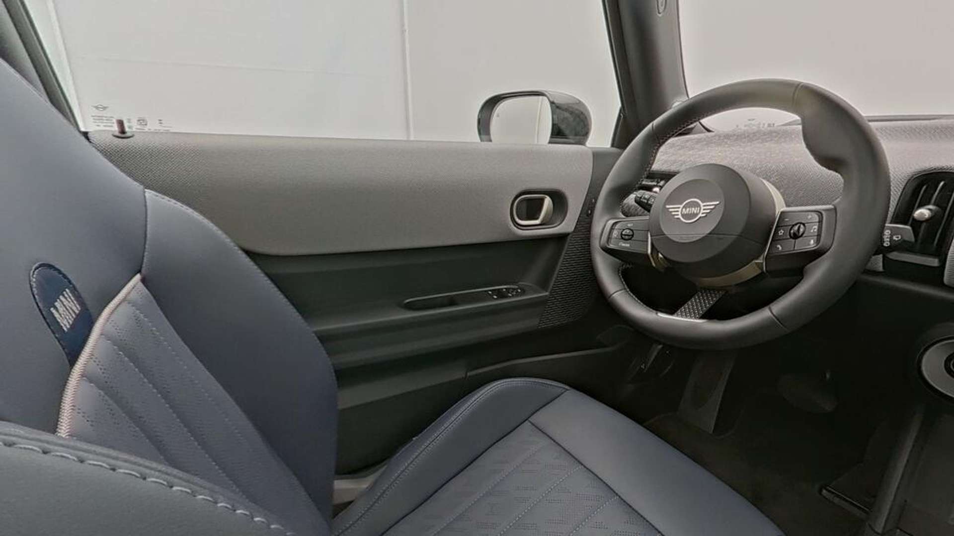 Mini Cooper Favoured Cooper - 2025 - Joinsteer - #22