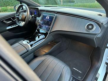 Mercedes EQE 350 Edition 1 — photo 25