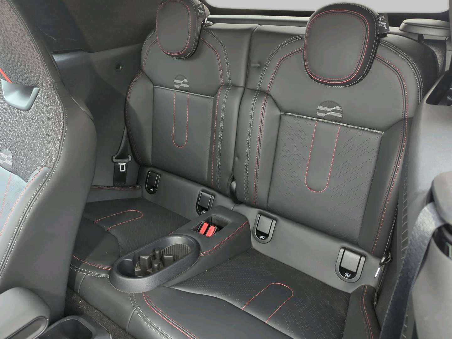 Mini Cabrio John Cooper Works - 2024 - Joinsteer - #21