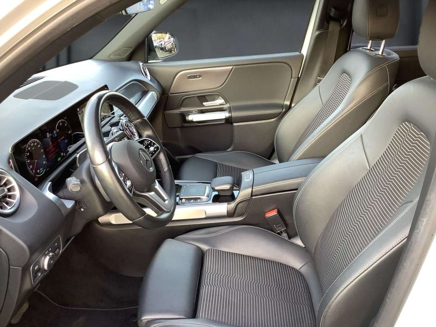 Mercedes EQB 250 Night Edition - 2022 - Joinsteer - #4