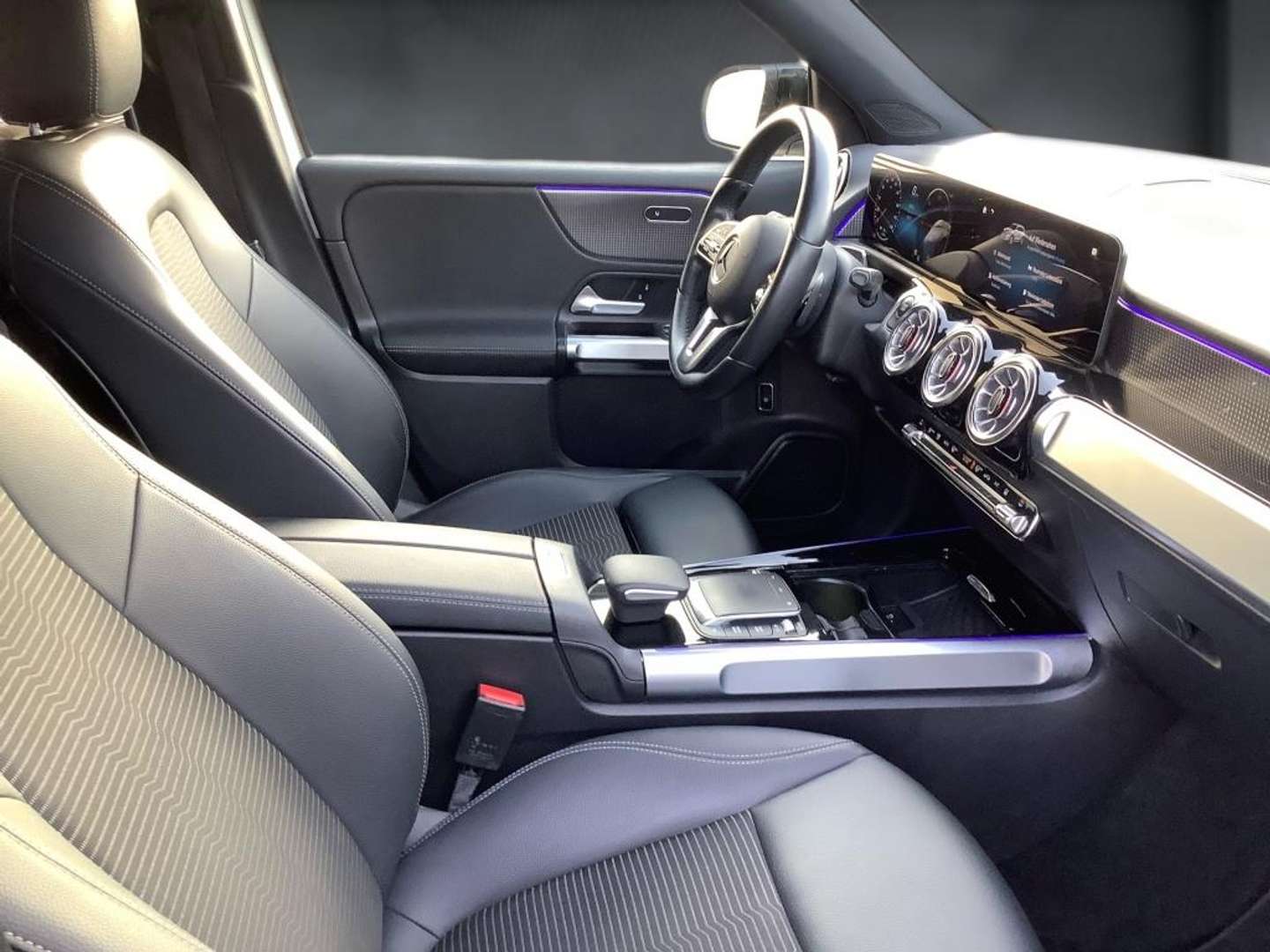 Mercedes EQB 250 Night Edition - 2022 - Joinsteer - #13