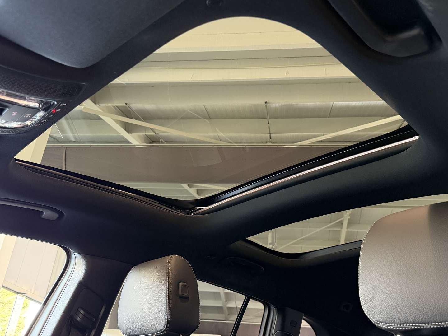 Mercedes EQB 300 Night Edition - 2024 - Joinsteer - #7