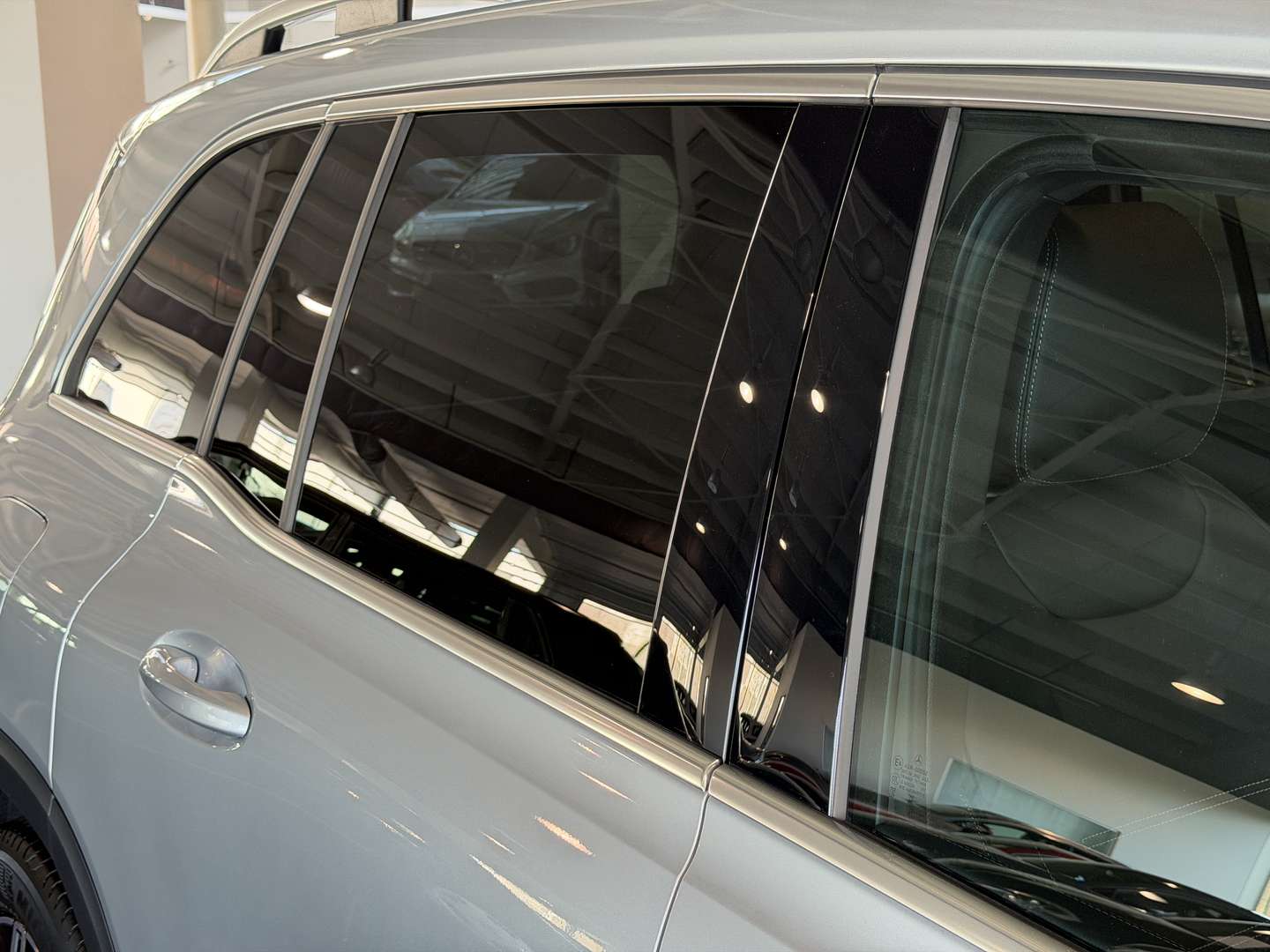 Mercedes EQB 300 Night Edition - 2024 - Joinsteer - #40