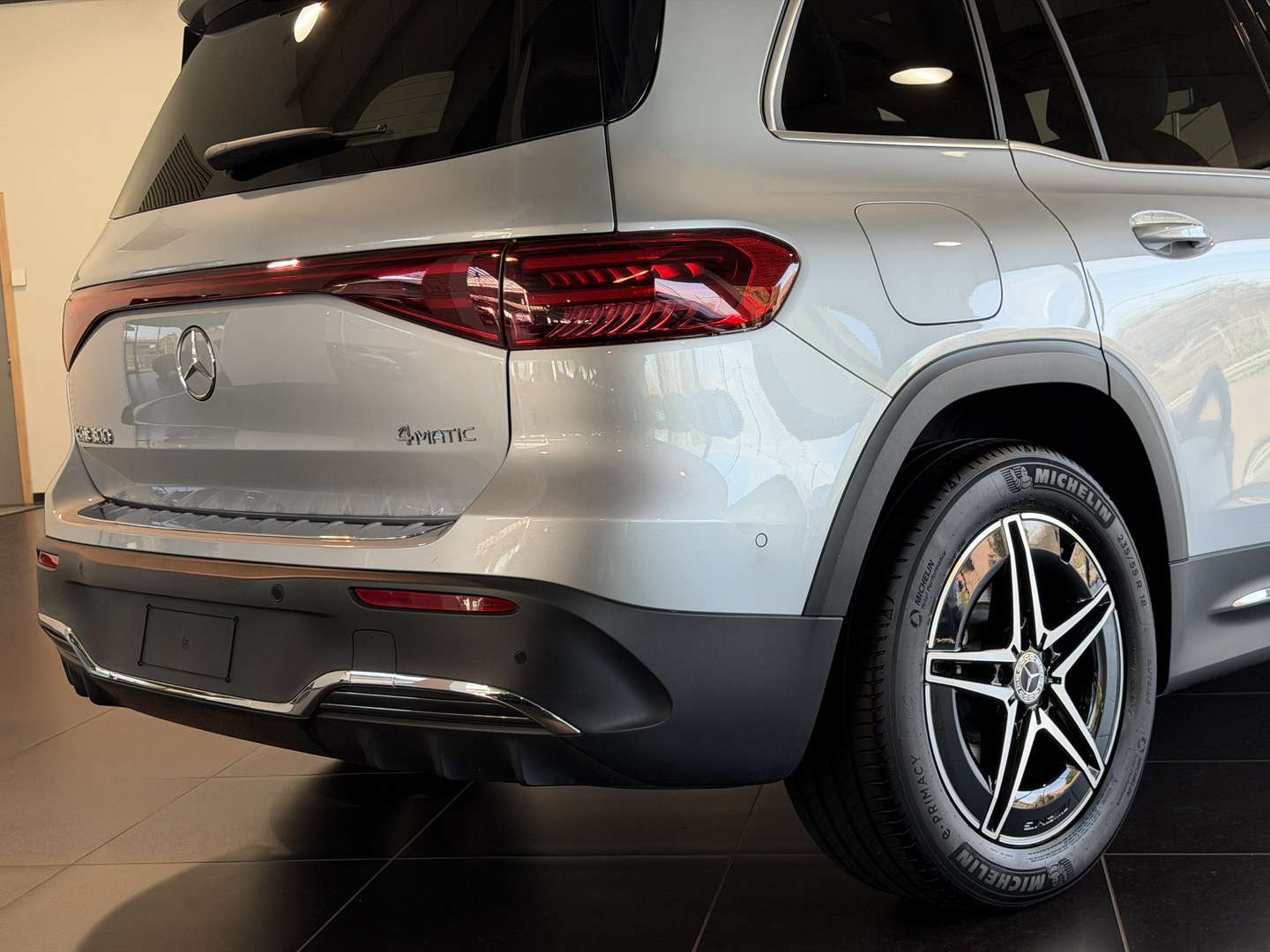 Mercedes EQB 300 Night Edition - 2024 - Joinsteer - #44