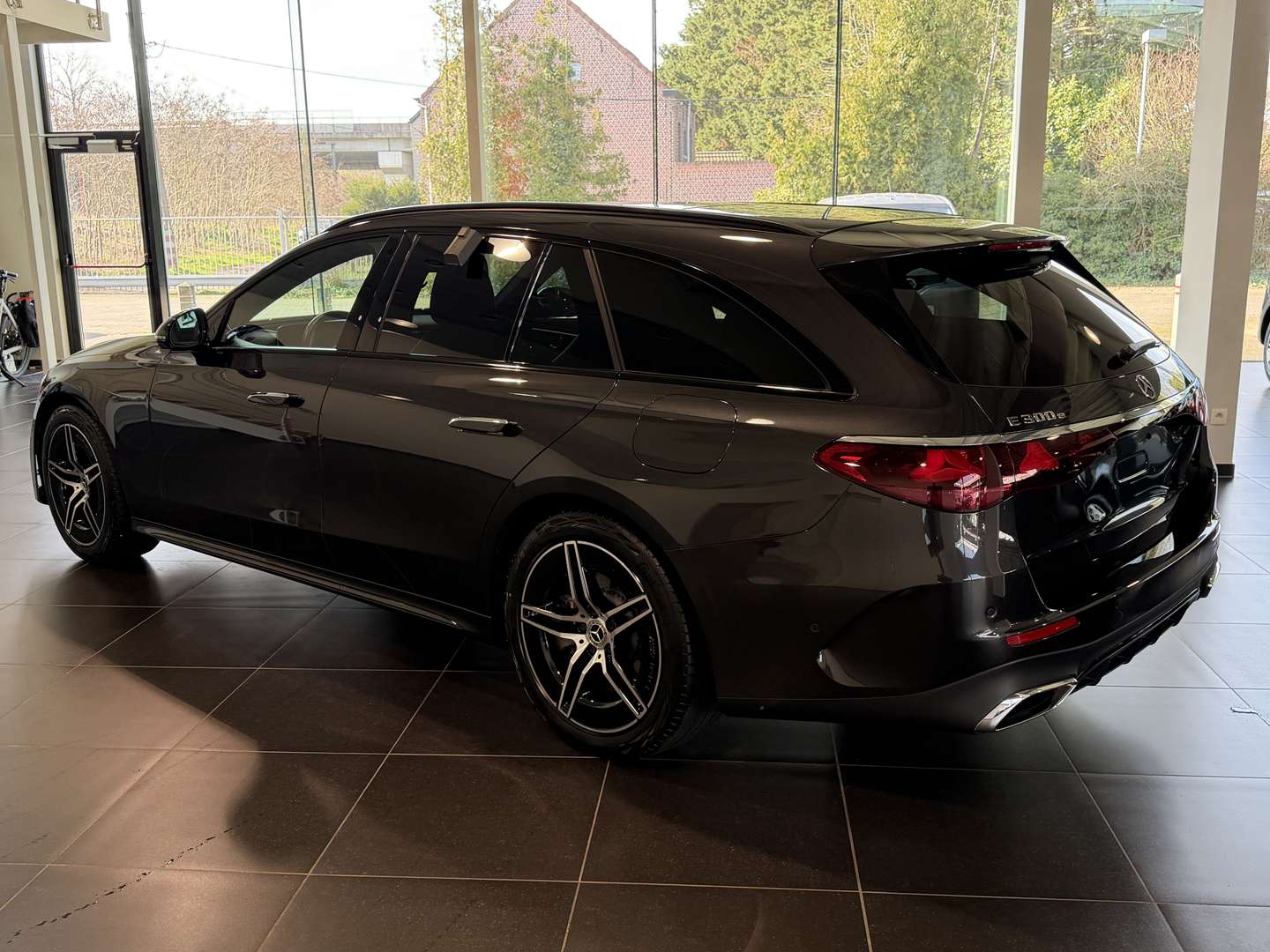 Mercedes Classe E Break 300 AMG Line - 2024 - Joinsteer - #4