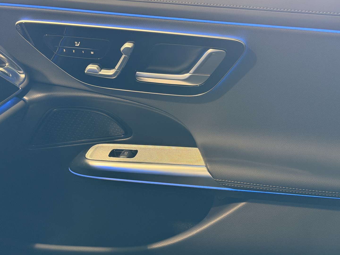 Mercedes Classe E Break 300 AMG Line - 2024 - Joinsteer - #16