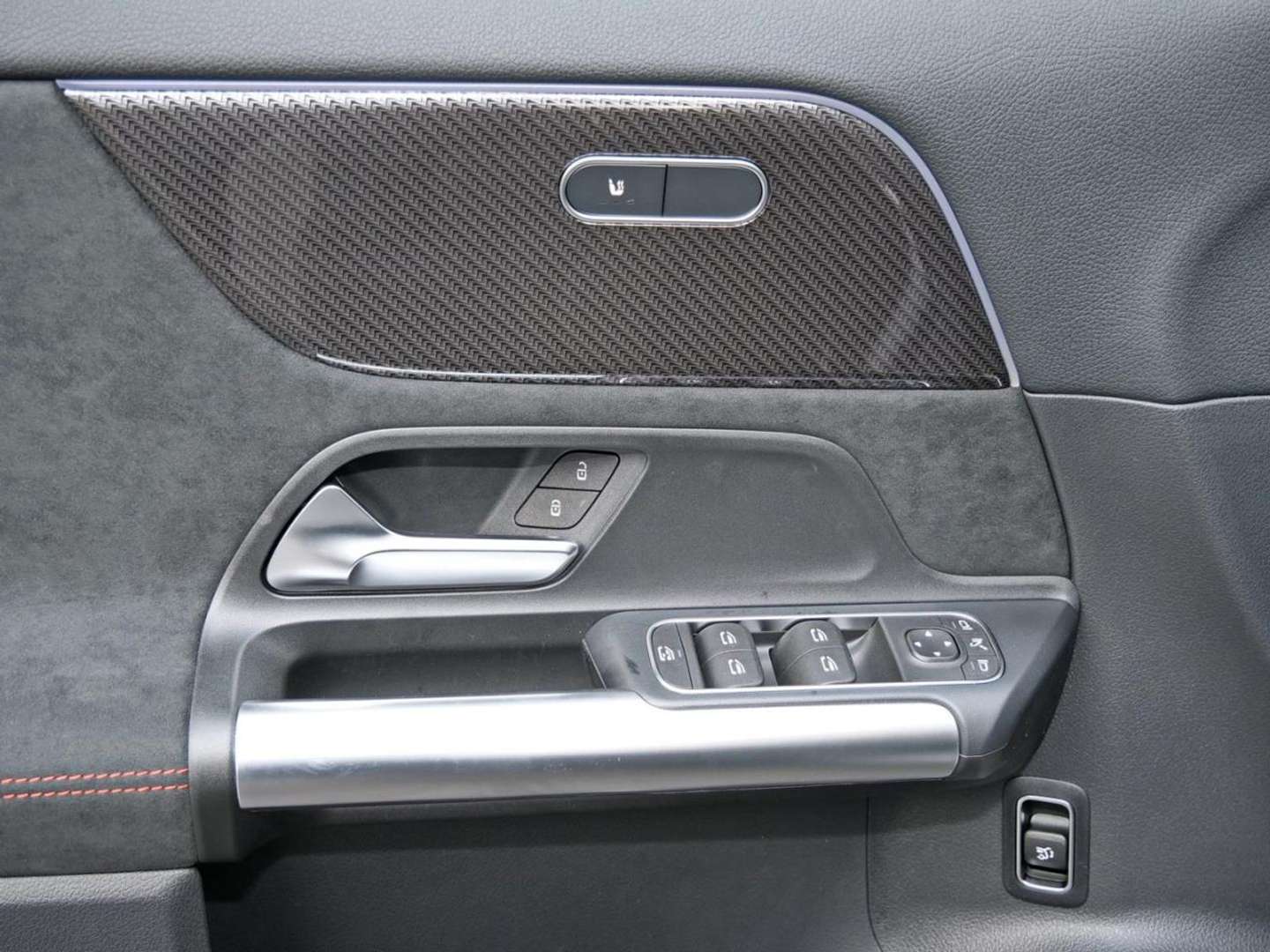 Mercedes GLA 200 AMG Line - 2026 - Joinsteer - #16