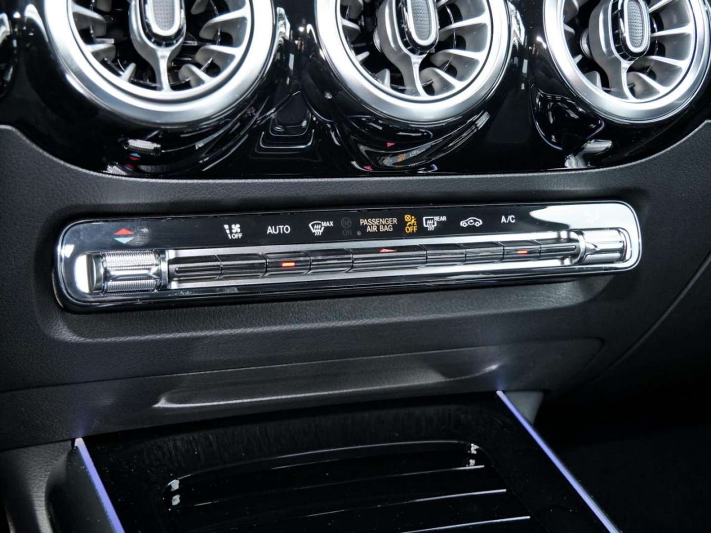 Mercedes GLA 200 AMG Line - 2026 - Joinsteer - #19