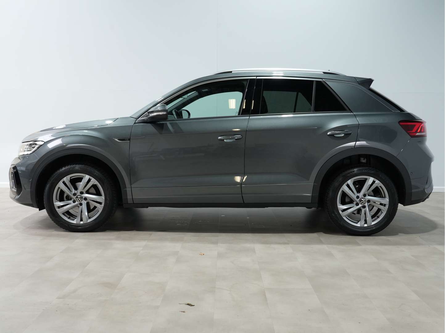 Volkswagen T-Roc R-Line - 2024 - Joinsteer - #1