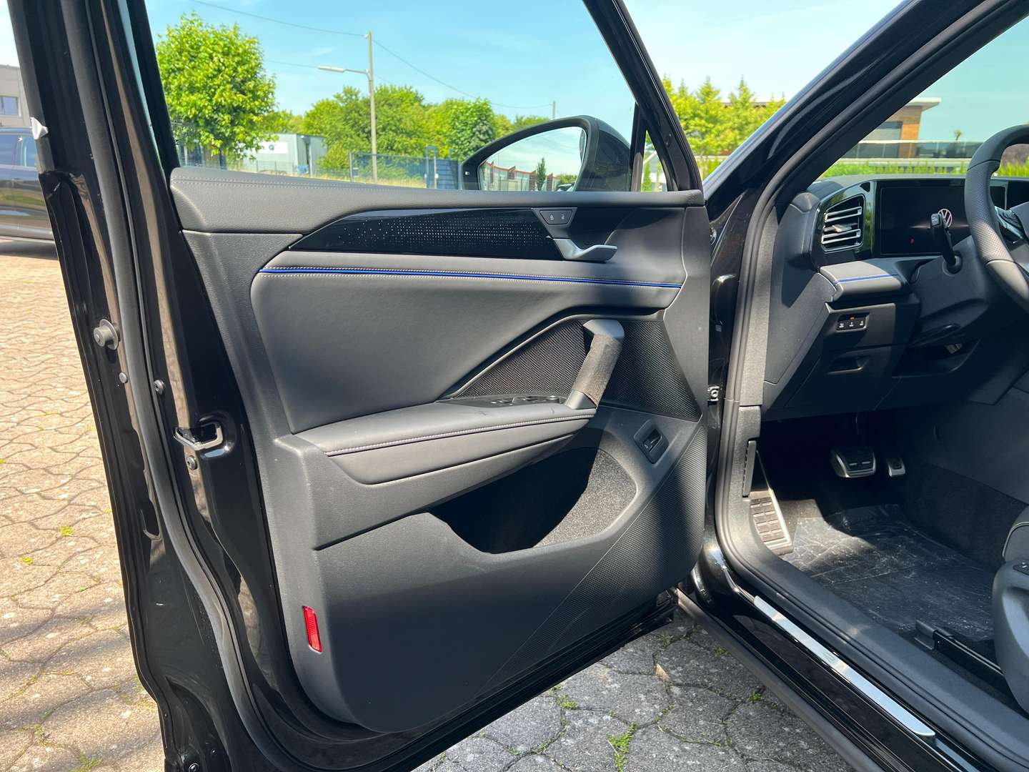 Volkswagen TIGUAN TDI 4Motion R-Line - 2025 - Joinsteer - #5