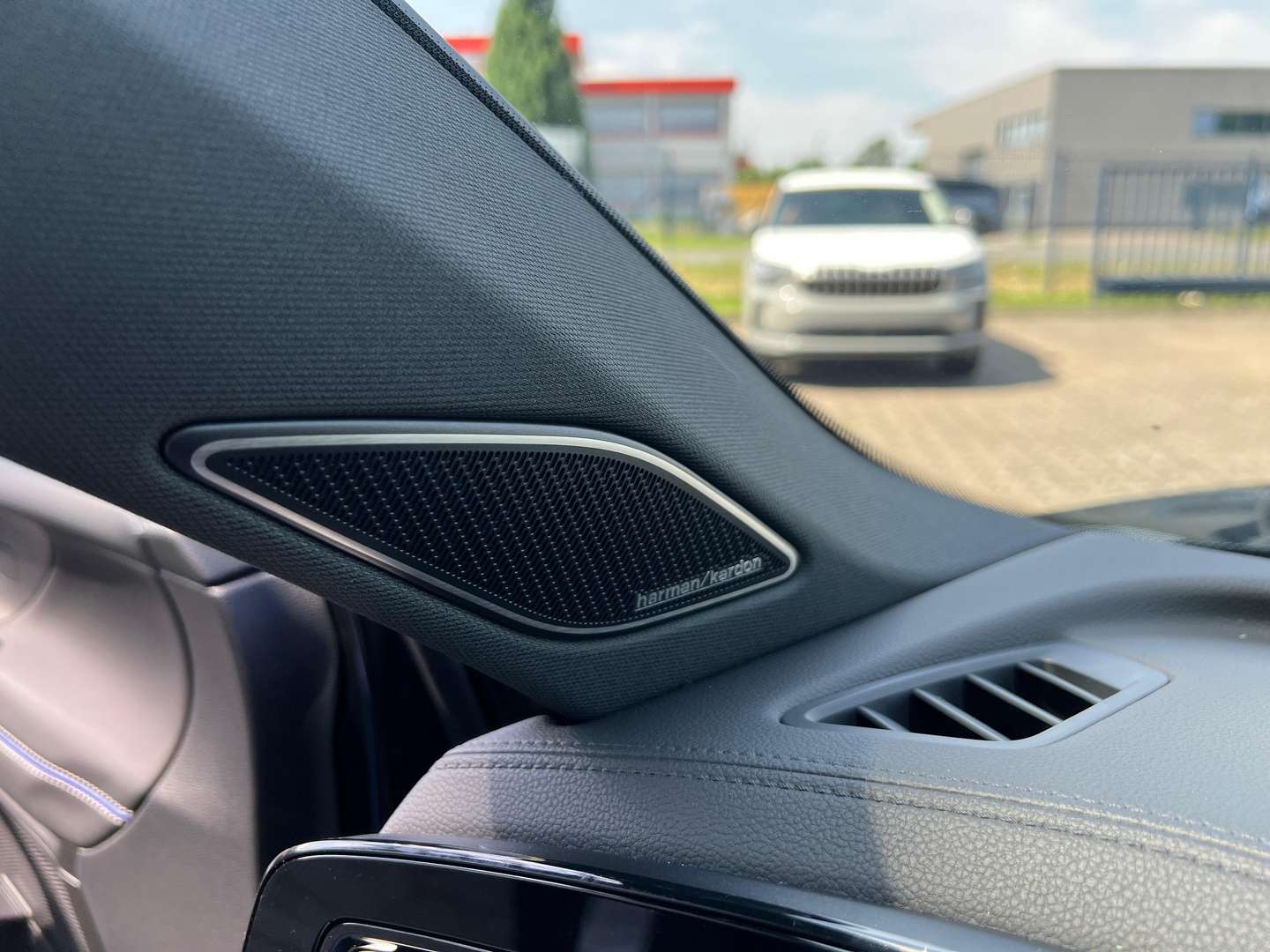 Volkswagen TIGUAN TDI 4Motion R-Line - 2025 - Joinsteer - #10