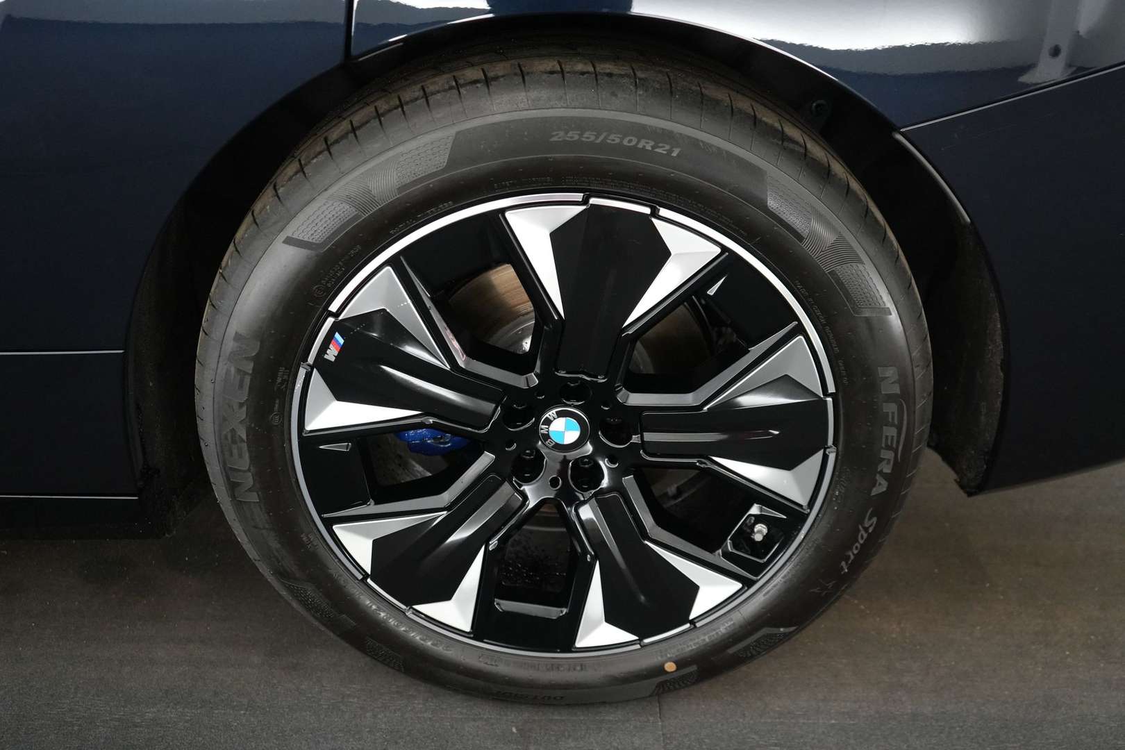 BMW IX M Edition XDrive60 - 2025 - Joinsteer - #12