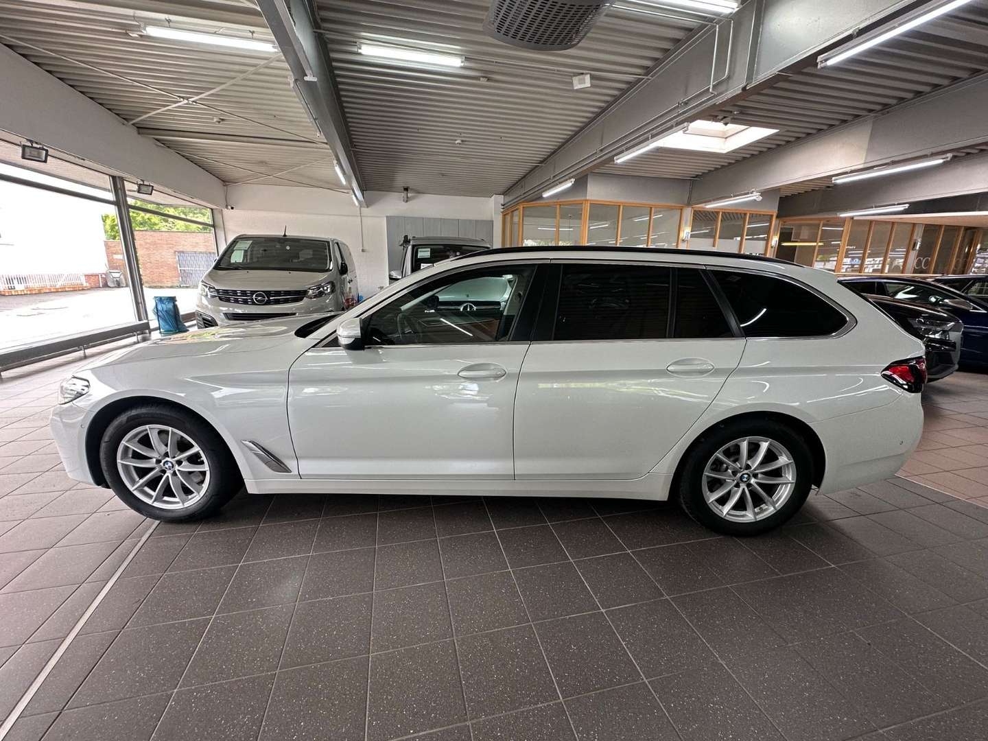 BMW Série 5 Touring 520d - 2023 - Joinsteer - #8