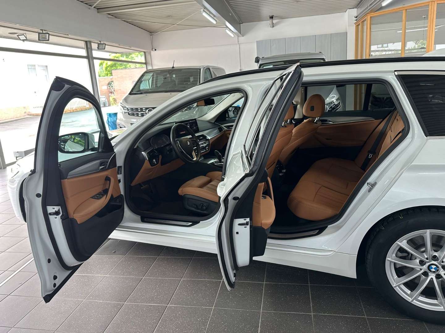 BMW Série 5 Touring 520d - 2023 - Joinsteer - #9