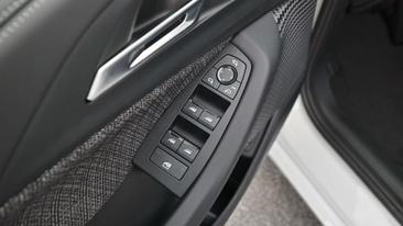 BMW 218i — photo 16