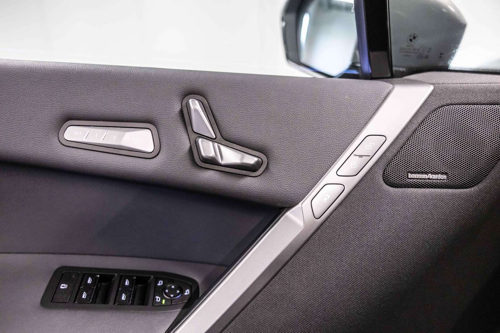 BMW IX Sport XDrive40 - 2024 - Joinsteer - #10