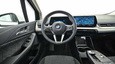 BMW 218i — photo 37