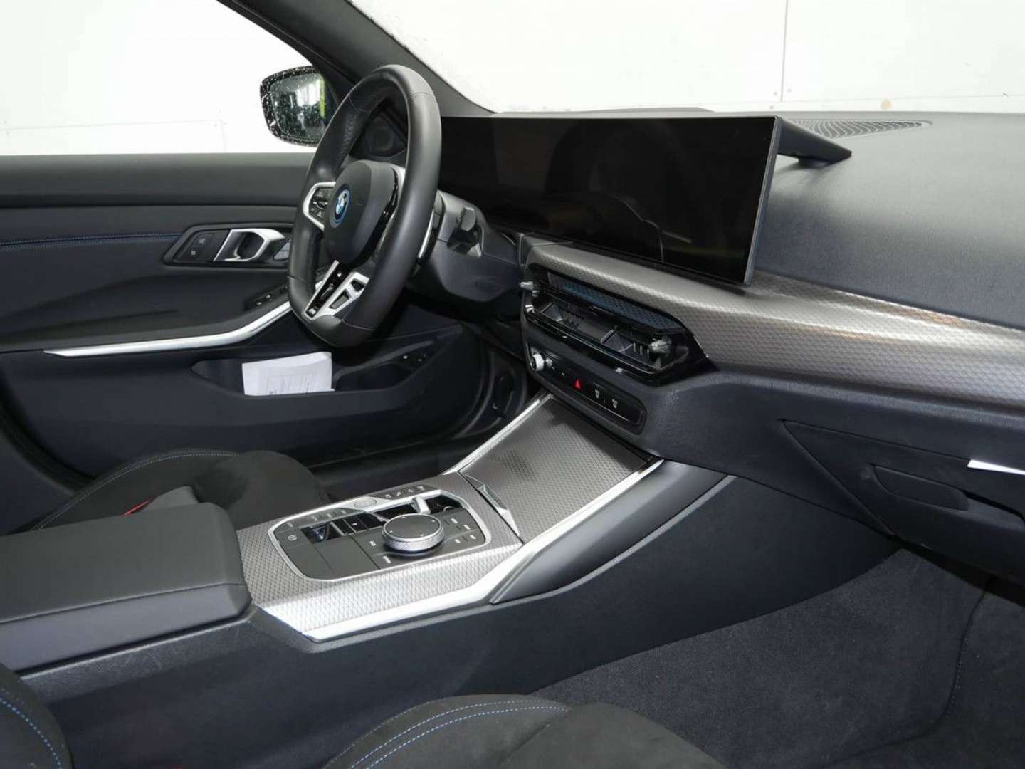 BMW 330e M Sport 330e XDrive - 2025 - Joinsteer - #7