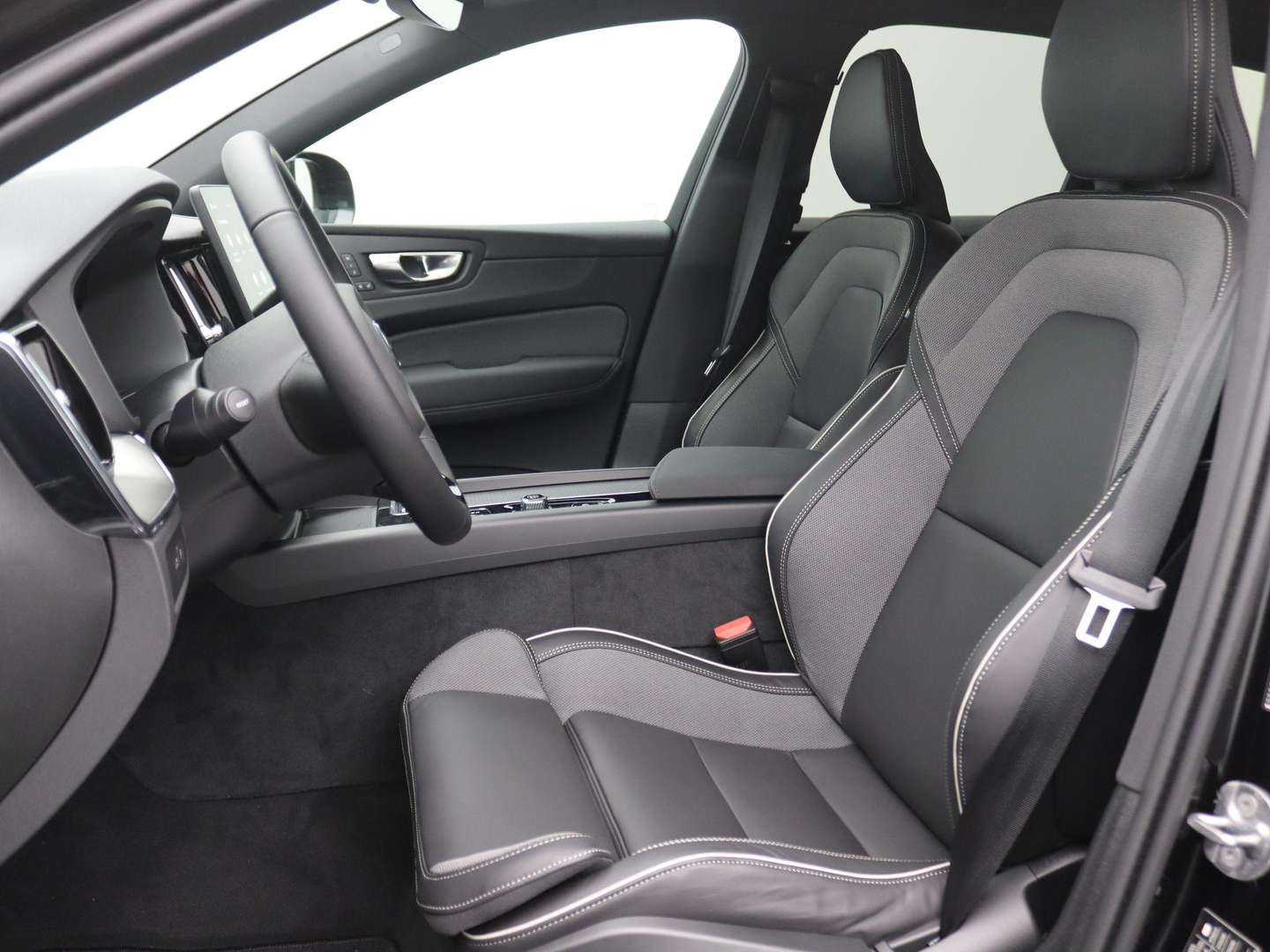 Volvo XC60 T6 Recharge Plus - 2026 - Joinsteer - #3