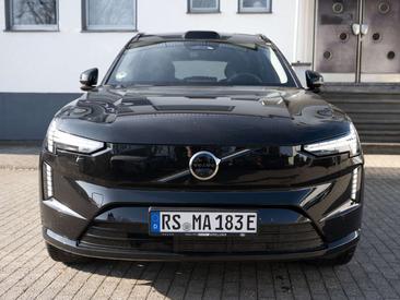 Volvo EX90 Recharge Plus — photo 2