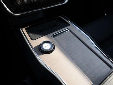 Volvo EX90 Recharge Plus — photo 16