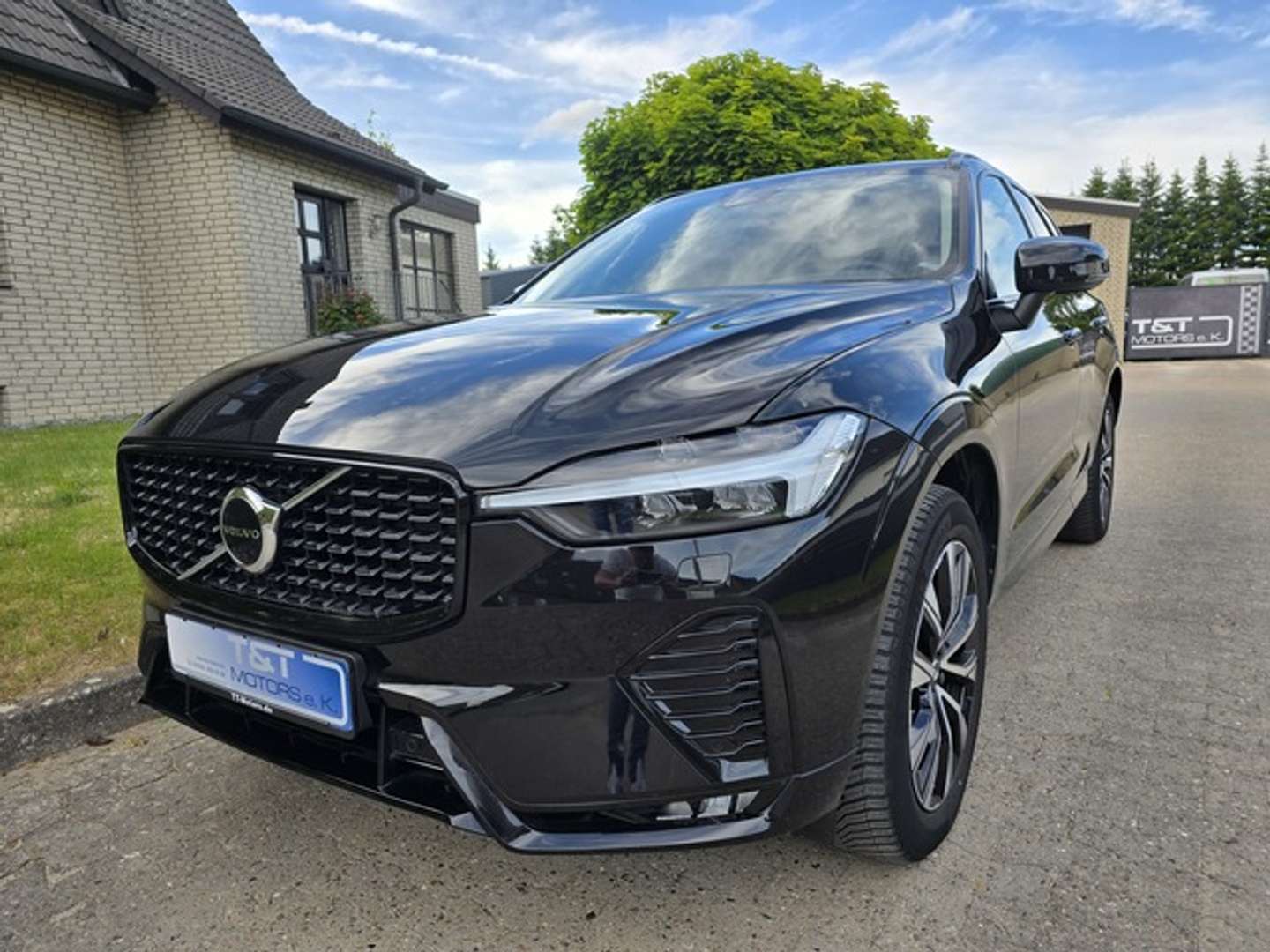Volvo XC60 B4 Plus-Dark - 2022 - Joinsteer - #1