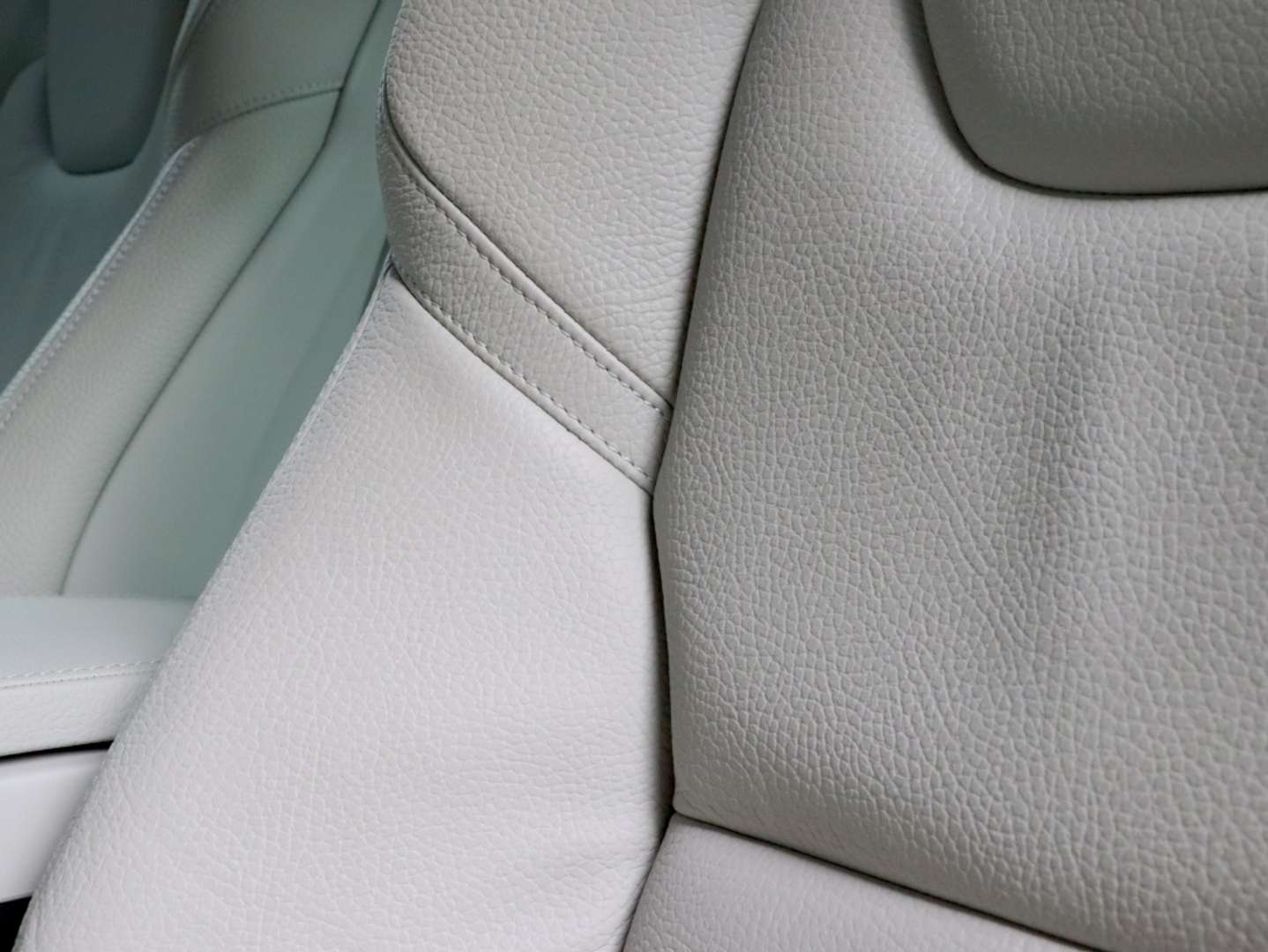 Volvo V90 Cross Country B4 - 2022 - Joinsteer - #8