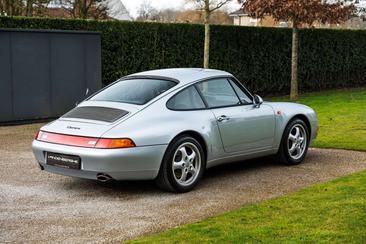 Porsche 993 Carrera 2 — photo 7